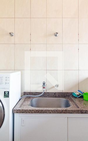 Casa à venda com 188m², 3 quartos e 4 vagas Casa à venda com 188m², 3 quartos e 4 vagasLavanderia