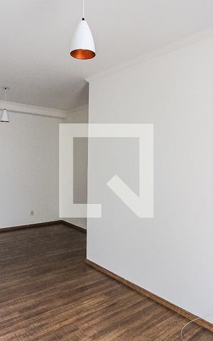 Apartamento à venda com 80m², 3 quartos e 2 vagas Apartamento à venda com 80m², 3 quartos e 2 vagasSala