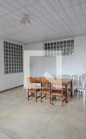 Apartamento à venda com 80m², 2 quartos e sem vagaÁrea comum - Salão de festas