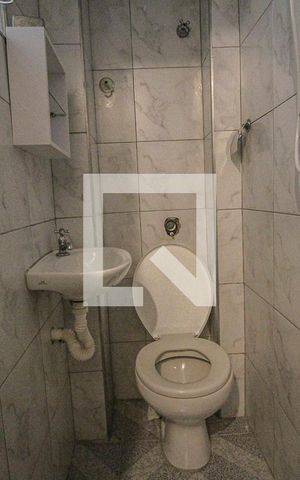 Apartamento à venda com 80m², 2 quartos e sem vagaBanheiro de Serviço 