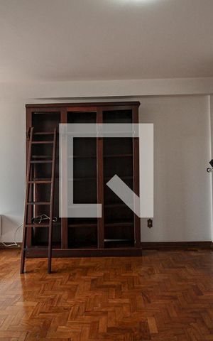 Apartamento à venda com 80m², 2 quartos e sem vagaSala