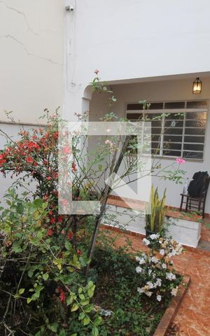 Casa à venda com 96m², 2 quartos e 1 vagaEntrada