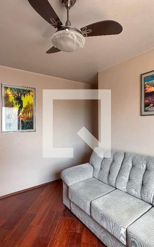 Apartamento à venda com 38m², 1 quarto e 1 vagaSala