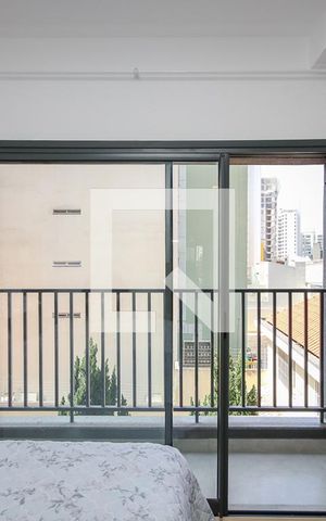 Studio à venda com 25m², 1 quarto e sem vaga Studio à venda com 25m², 1 quarto e sem vagaStudio