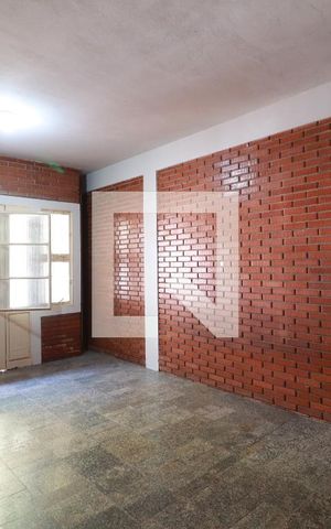 Casa para alugar com 268m², 8 quartos e 2 vagasQuarto 1