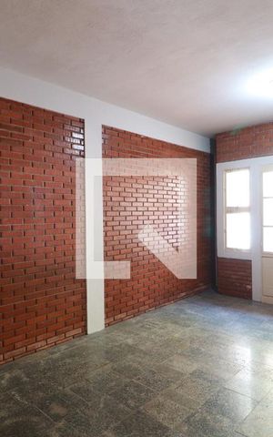 Casa para alugar com 268m², 8 quartos e 2 vagasQuarto 1
