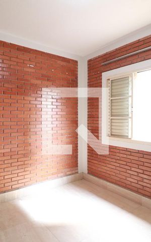 Casa para alugar com 268m², 8 quartos e 2 vagasQuarto 5