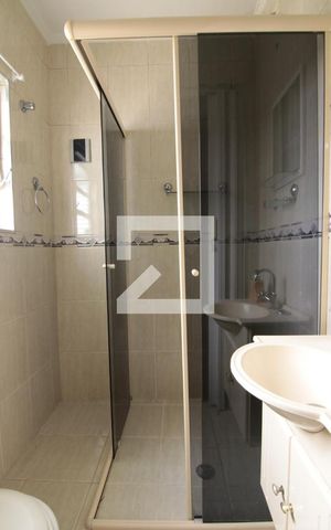 Casa à venda com 324m², 6 quartos e 1 vagaBanheiro 2