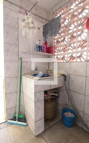 Casa à venda com 324m², 6 quartos e 1 vagaÁrea de Serviço 2