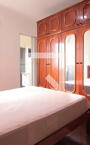 Casa à venda com 324m², 6 quartos e 1 vagaQuarto 2