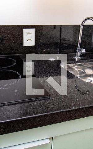 Studio à venda com 34m², 1 quarto e sem vaga Studio à venda com 34m², 1 quarto e sem vagaCozinha- cooktop e pia