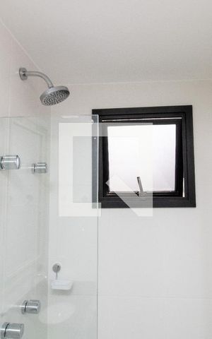 Studio à venda com 34m², 1 quarto e sem vaga Studio à venda com 34m², 1 quarto e sem vagaBanheiro- box