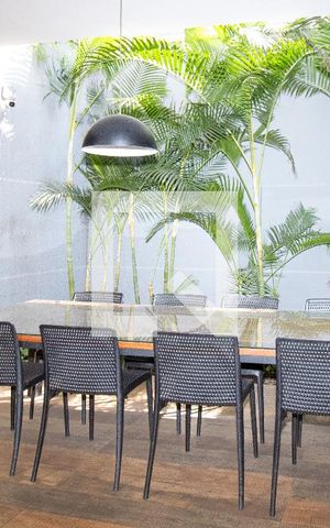 Studio à venda com 34m², 1 quarto e sem vaga Studio à venda com 34m², 1 quarto e sem vagaÁrea comum- Mesa e cadeiras
