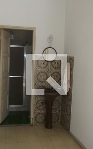 Casa à venda com 254m², 4 quartos e 2 vagasCozinha 