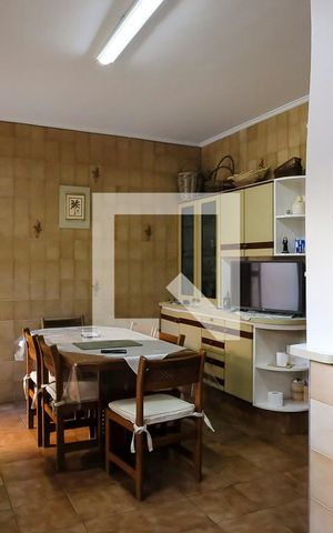 Casa à venda com 300m², 3 quartos e 3 vagasCozinha