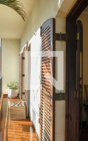 Casa à venda com 300m², 3 quartos e 3 vagasVaranda dos Quartos 1 e 2