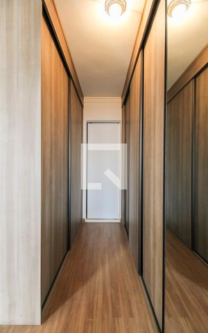 Apartamento para alugar com 104m², 3 quartos e 2 vagas Apartamento para alugar com 104m², 3 quartos e 2 vagasCloset da Suíte
