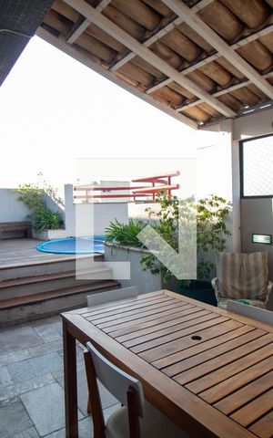 Apartamento à venda com 150m², 2 quartos e 2 vagas Apartamento à venda com 150m², 2 quartos e 2 vagasChurrasqueira