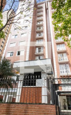 Apartamento para alugar com 70m², 2 quartos e 2 vagas Apartamento para alugar com 70m², 2 quartos e 2 vagasFachada