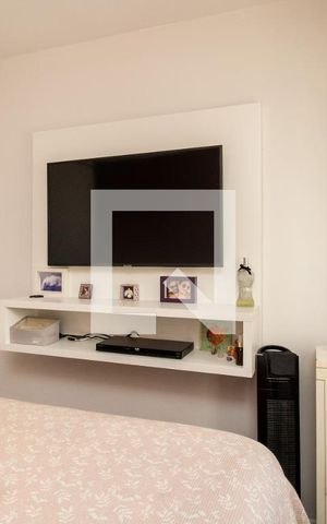 Apartamento para alugar com 70m², 2 quartos e 2 vagas Apartamento para alugar com 70m², 2 quartos e 2 vagasQuarto 1