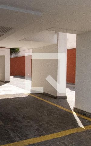 Apartamento para alugar com 70m², 2 quartos e 2 vagas Apartamento para alugar com 70m², 2 quartos e 2 vagasGaragem
