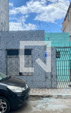 Casa para alugar com 90m², 3 quartos e sem vagaFachada