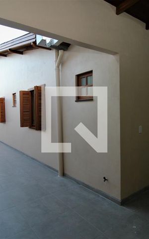 Casa à venda com 200m², 2 quartos e 3 vagasGaragem