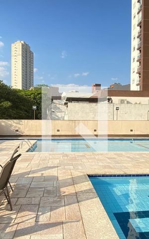 Apartamento à venda com 186m², 4 quartos e 3 vagasÁrea comum - Piscina