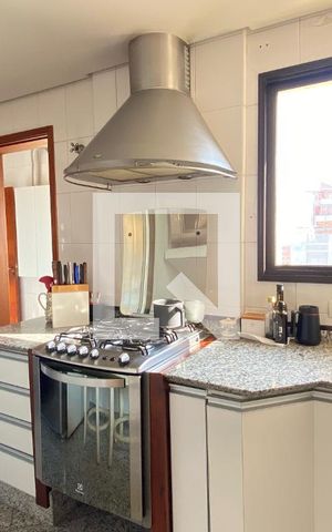 Apartamento à venda com 186m², 4 quartos e 3 vagasCozinha