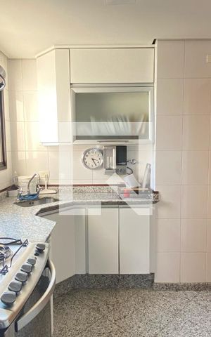 Apartamento à venda com 186m², 4 quartos e 3 vagasCozinha