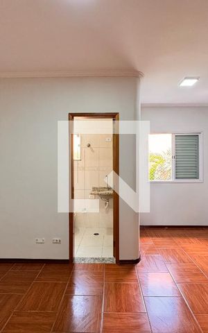 Apartamento para alugar com 220m², 3 quartos e 2 vagas Apartamento para alugar com 220m², 3 quartos e 2 vagasSuite