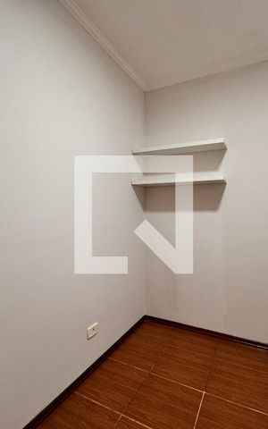 Apartamento para alugar com 220m², 3 quartos e 2 vagas Apartamento para alugar com 220m², 3 quartos e 2 vagasQuarto 1