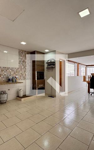 Apartamento para alugar com 220m², 3 quartos e 2 vagas Apartamento para alugar com 220m², 3 quartos e 2 vagasCobertura