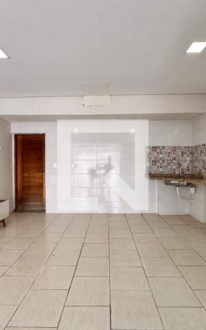Apartamento para alugar com 220m², 3 quartos e 2 vagas Apartamento para alugar com 220m², 3 quartos e 2 vagasCobertura
