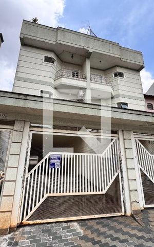 Apartamento para alugar com 220m², 3 quartos e 2 vagas Apartamento para alugar com 220m², 3 quartos e 2 vagasFachada + plaquinha