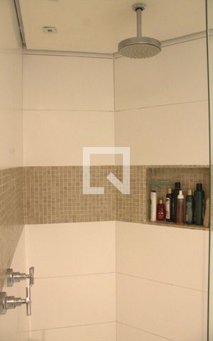 Apartamento à venda com 365m², 3 quartos e 3 vagas Apartamento à venda com 365m², 3 quartos e 3 vagasBanheiro 3