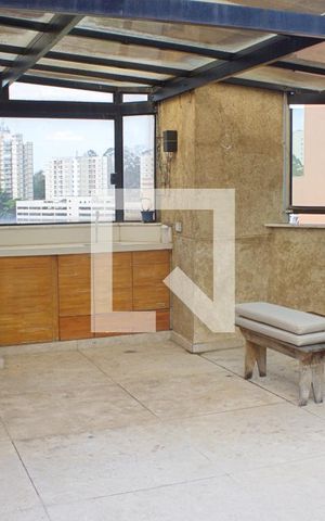 Apartamento à venda com 365m², 3 quartos e 3 vagas Apartamento à venda com 365m², 3 quartos e 3 vagasTerraço