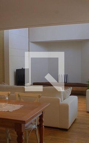 Apartamento à venda com 365m², 3 quartos e 3 vagas Apartamento à venda com 365m², 3 quartos e 3 vagasSala