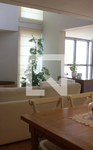Apartamento à venda com 365m², 3 quartos e 3 vagas Apartamento à venda com 365m², 3 quartos e 3 vagasSala