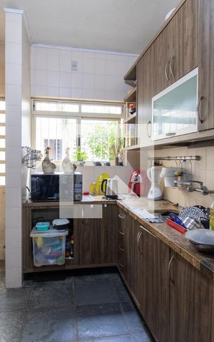 Casa à venda com 280m², 4 quartos e 4 vagas Casa à venda com 280m², 4 quartos e 4 vagasCozinha