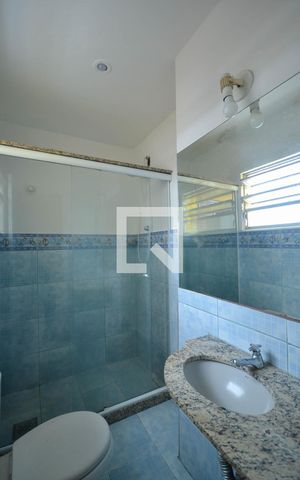 Casa para alugar com 120m², 2 quartos e 2 vagas Casa para alugar com 120m², 2 quartos e 2 vagasBanheiro Social