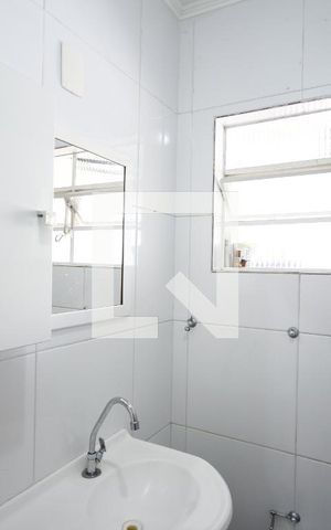 Apartamento à venda com 41m², 1 quarto e sem vagaBanheiro