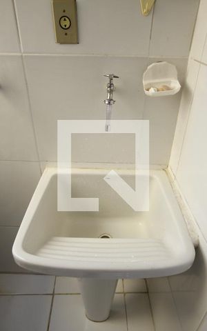 Apartamento à venda com 41m², 1 quarto e sem vagaÁrea de Serviço