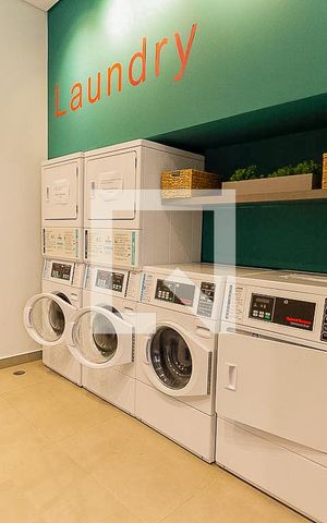 Apartamento para alugar com 32m², 1 quarto e sem vaga Apartamento para alugar com 32m², 1 quarto e sem vagaLavanderia