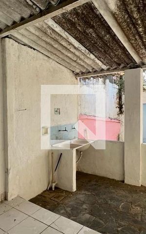 Casa à venda com 240m², 3 quartos e 4 vagas Casa à venda com 240m², 3 quartos e 4 vagasÁrea de Serviço