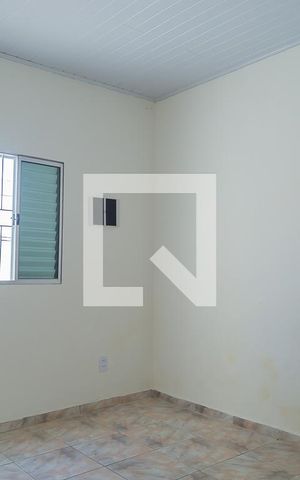 Casa à venda com 70m², 1 quarto e 1 vaga Casa à venda com 70m², 1 quarto e 1 vagaSuíte