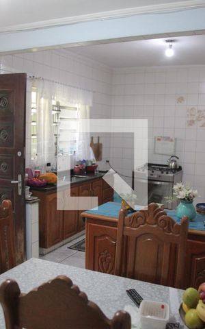 Casa à venda com 208m², 3 quartos e 2 vagasCozinha