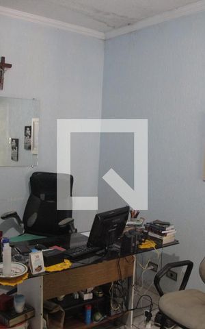 Casa à venda com 208m², 3 quartos e 2 vagasEscritório