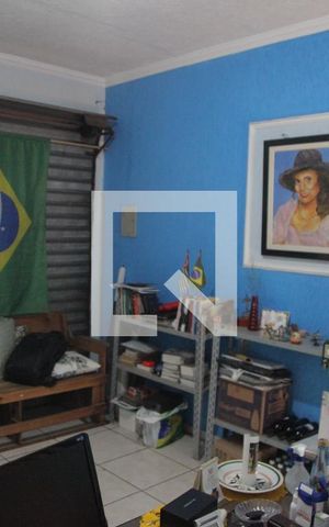 Casa à venda com 208m², 3 quartos e 2 vagasEscritório