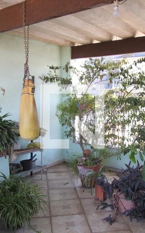 Casa à venda com 208m², 3 quartos e 2 vagasÁrea externa